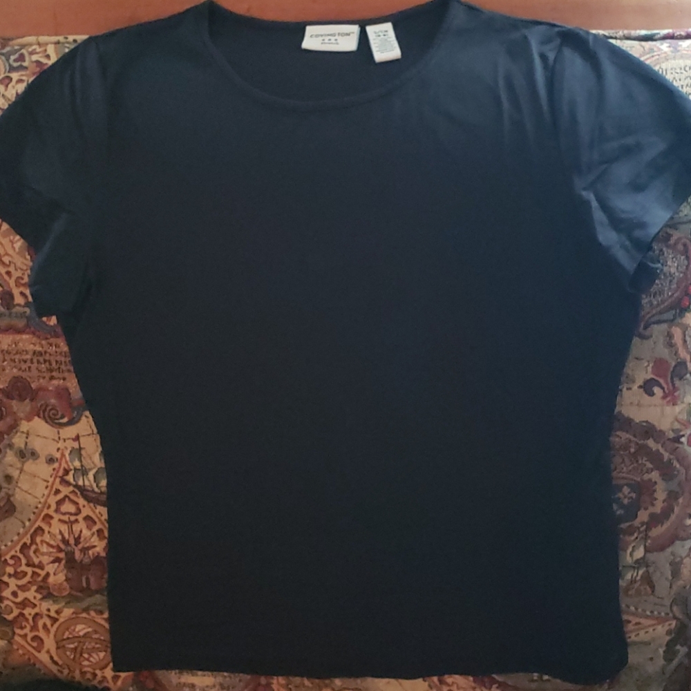 EUC black stretch tee.
